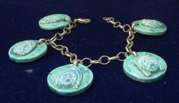 Bracciale in metallo e ceramica