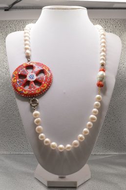 Collana con Ruota del Carretto Siciliano e Perle Naturali