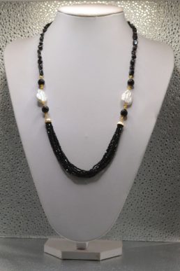 Collana in Onice con Perle Scaramazze