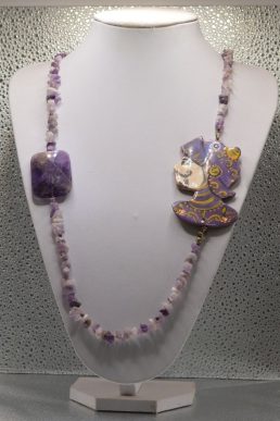 Collana in Ametista con Pupo Siciliano Viola in ceramica