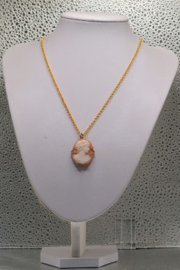 Collana con Cammeo