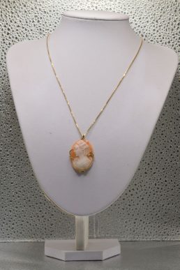 Collana con Cammeo