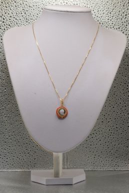 Collana con Cammeo e Coralli
