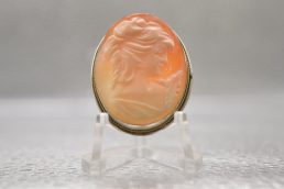 Spilla in argento con Cammeo