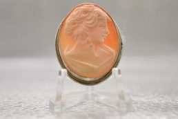 Spilla in argento con Cammeo
