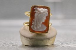 Anello regolabile con Cammeo