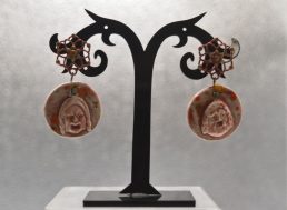 Orecchini in ceramica Maschere di Siracusa Rosa Melangw