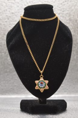 Collana con pendente a stella in Micromosaico