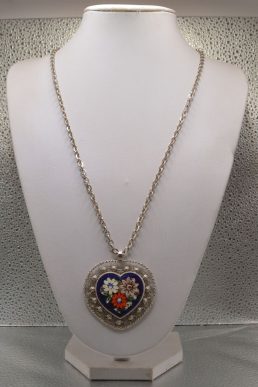 Collana con grande pendente a cuore in Micromosaico